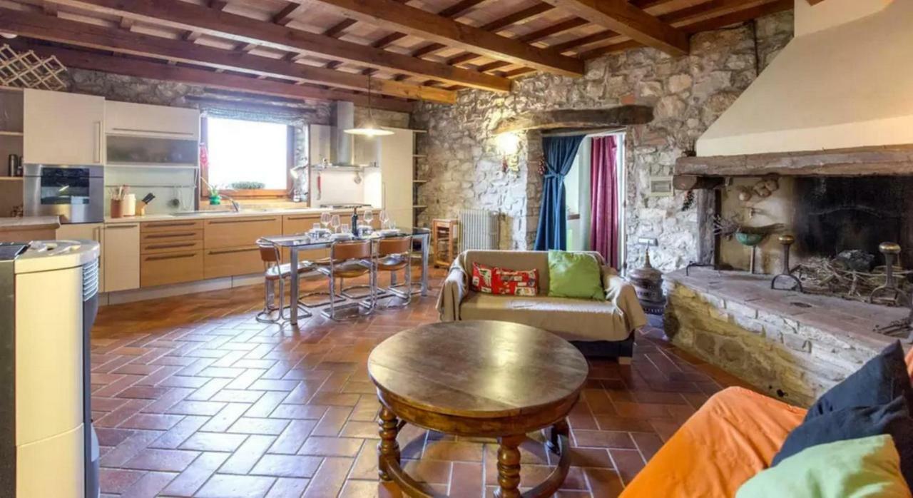 Casa Mazzocchi Vista Su Poppi别墅 外观 照片